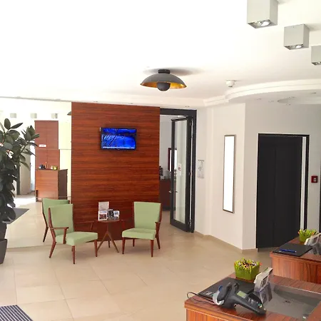 Hotel Augusten 3*