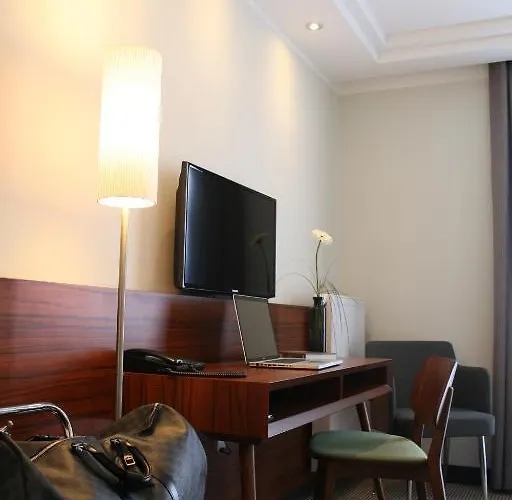 酒店 阿古斯特恩穆尼辰酒店 3*